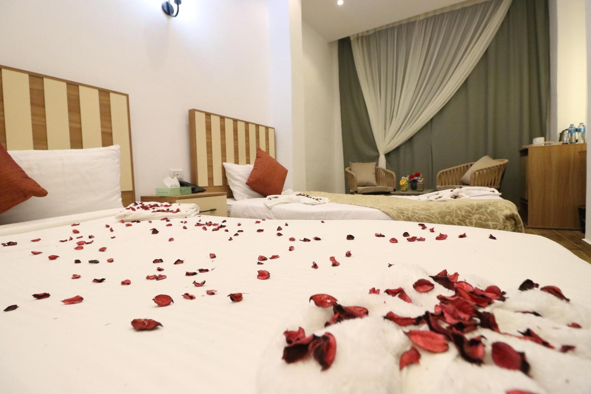 West Pyramids Hotel Kafrat al Jabal Екстер'єр фото
