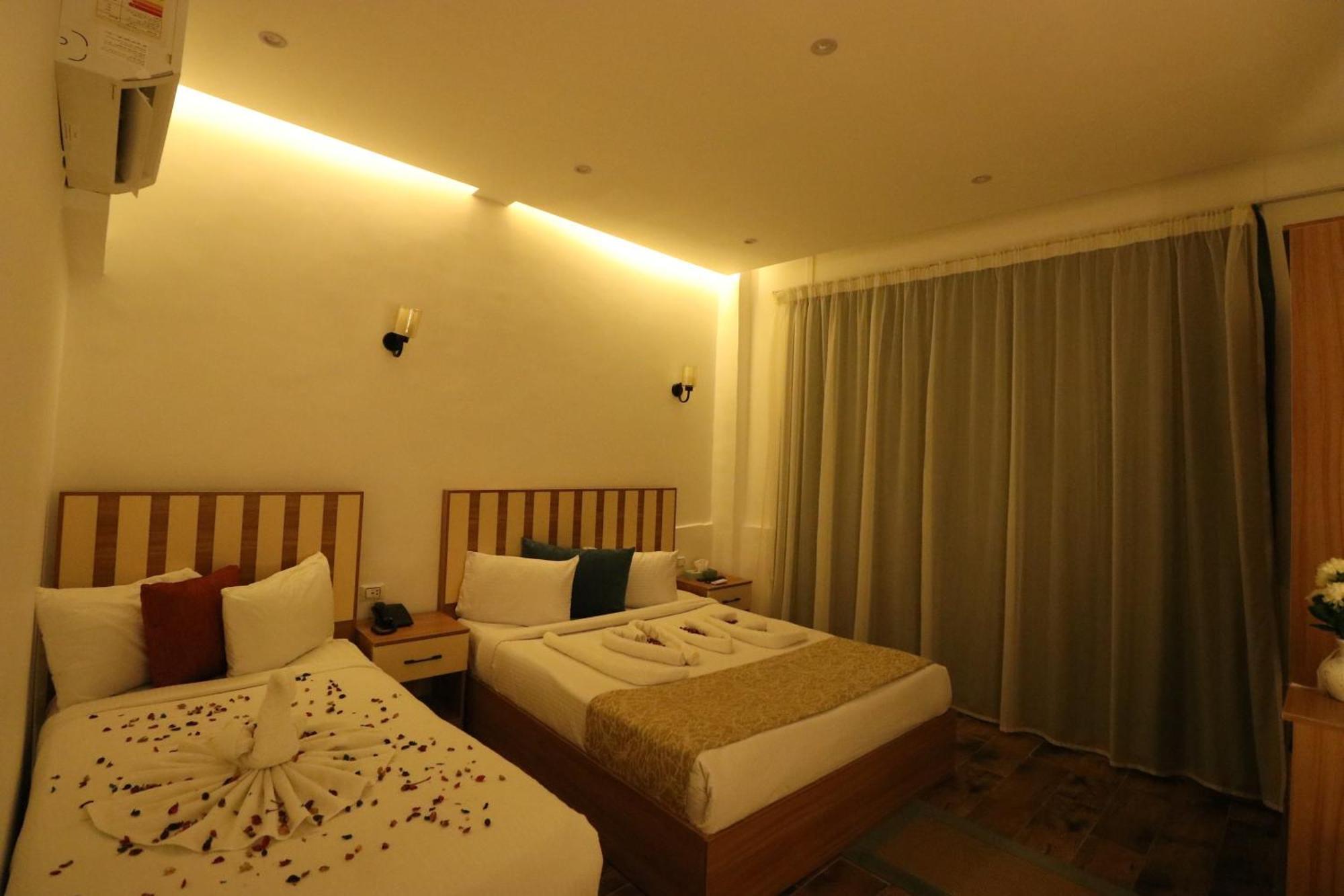 West Pyramids Hotel Kafrat al Jabal Екстер'єр фото